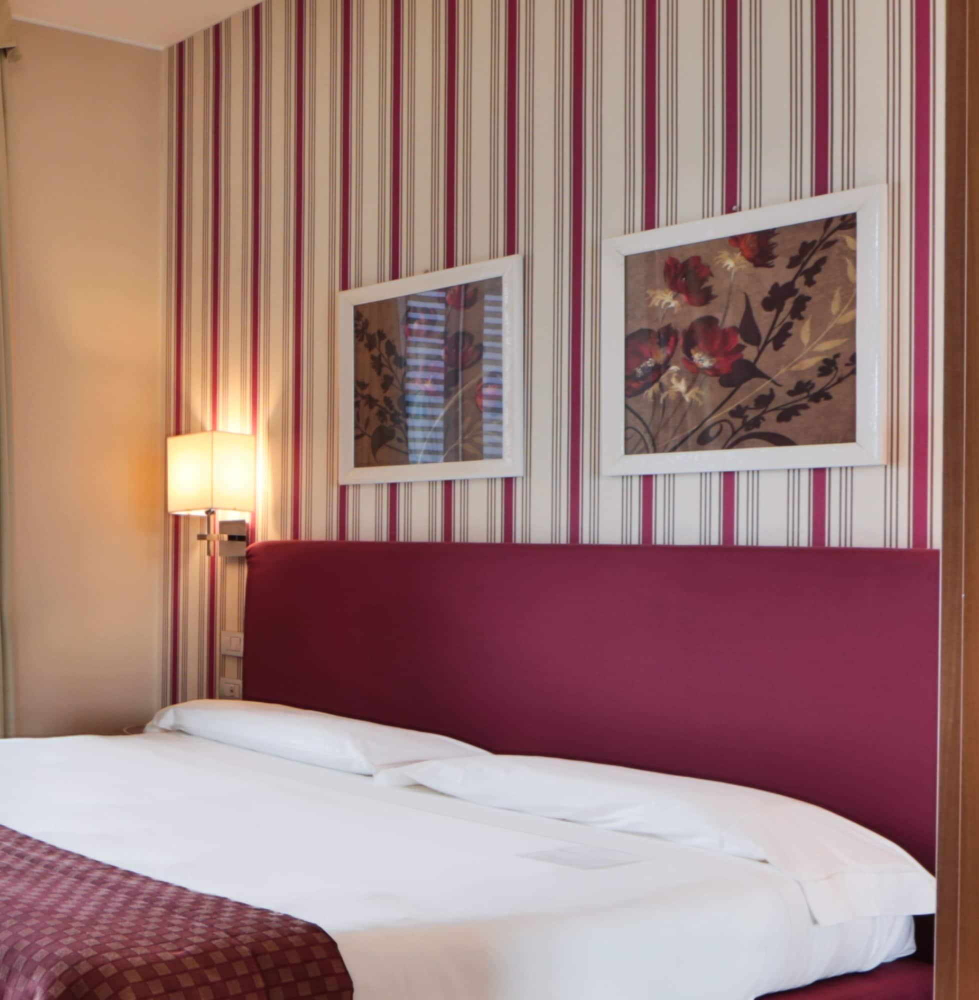 Una Hotels The One Milano Hotel & Residence San Donato Milanese Esterno foto