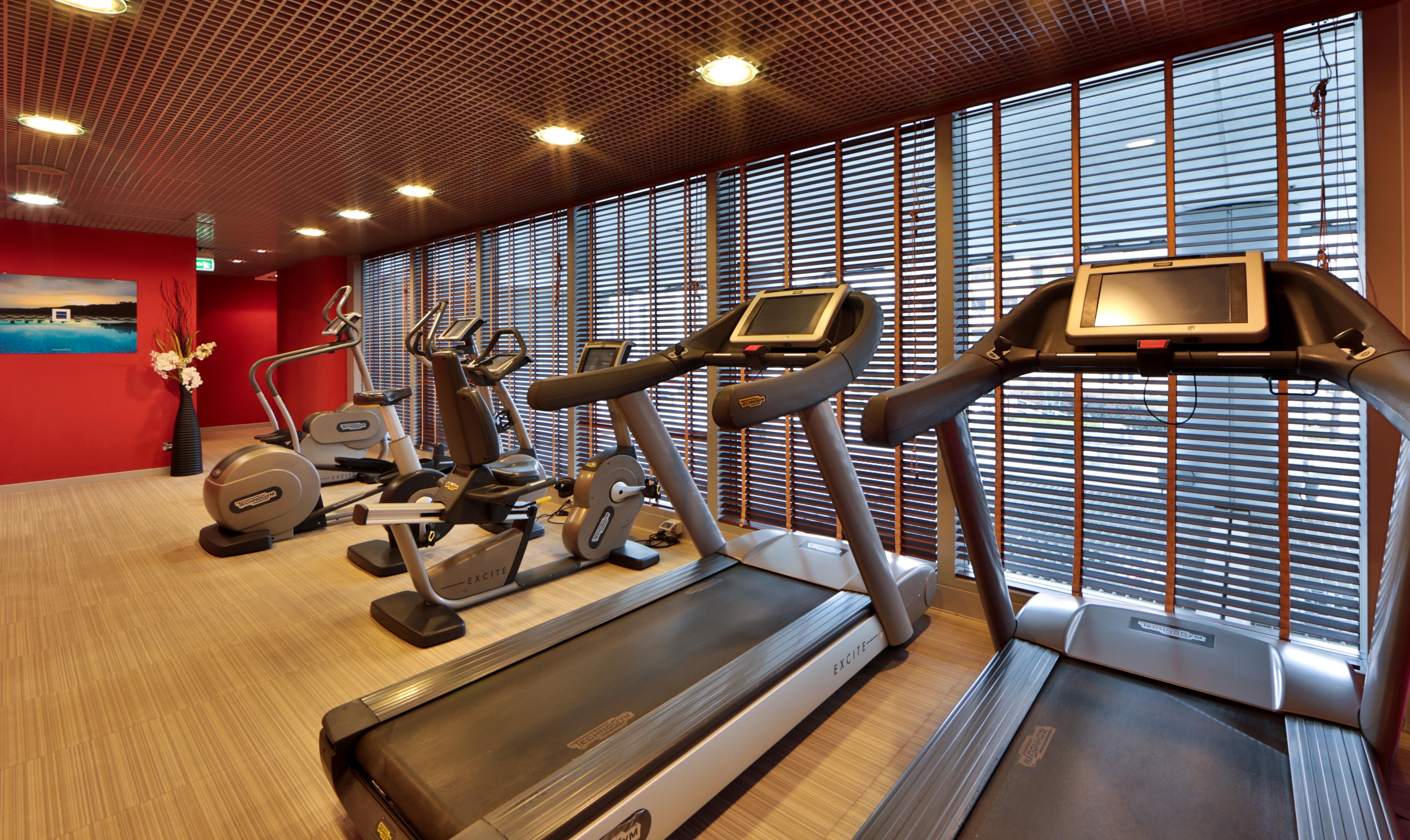 Una Hotels The One Milano Hotel & Residence San Donato Milanese Esterno foto