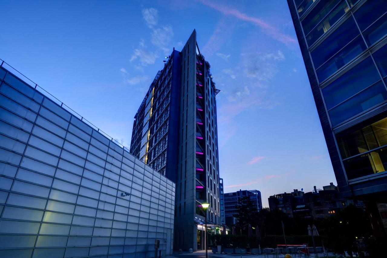 Una Hotels The One Milano Hotel & Residence San Donato Milanese Esterno foto